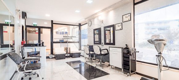 Коммерческая недвижимость 35м² в Портиман, Португалия № 57562 14