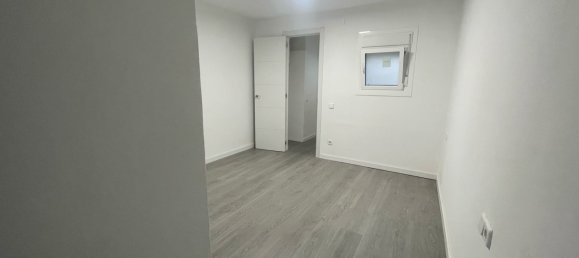 1 bedroom Penthouse in L'Hospitalet de Llobregat, Spain No. 173402 23