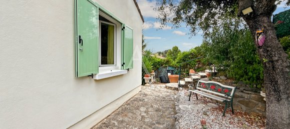 2 bedrooms House in Grasse, France No. 345926 5