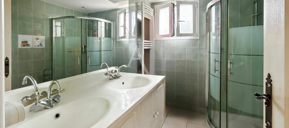 2 bedrooms House in Grasse, France No. 345926 11