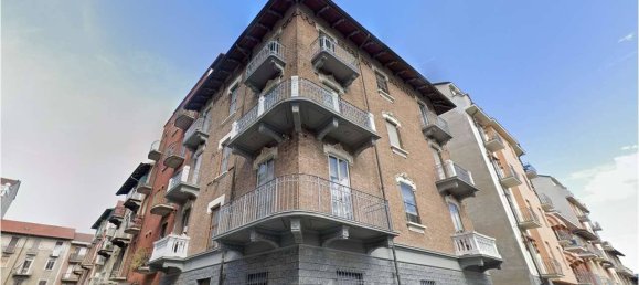 1 bedroom Apartment in Turin, Italy No. 10115 2