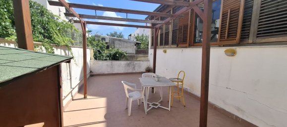 Villa de 4 dormitorios en Palermo, Italy No. 350084 4
