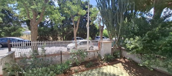 Villa de 4 dormitorios en Palermo, Italy No. 350084 10