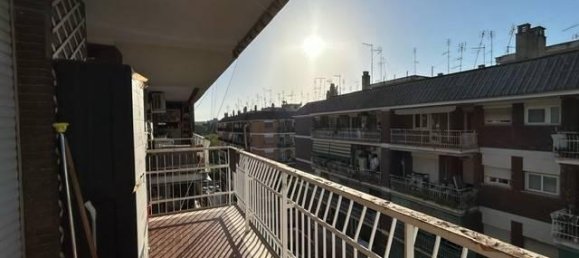 3 rooms Apartment in Rome, Italy No. 104021 5