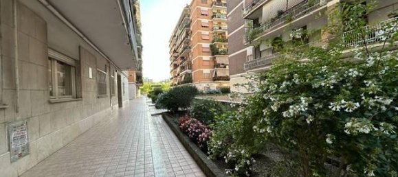 3 rooms Apartment in Rome, Italy No. 104021 14