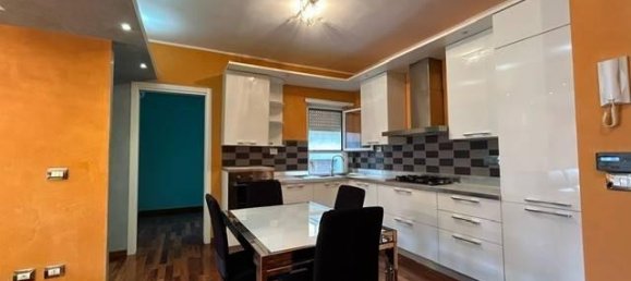 3 rooms Apartment in Rome, Italy No. 104021 7