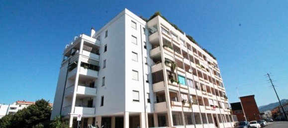 3 rooms Apartment in Prato, Italy No. 271879 20