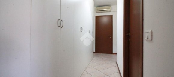 3 rooms Apartment in Prato, Italy No. 271879 12