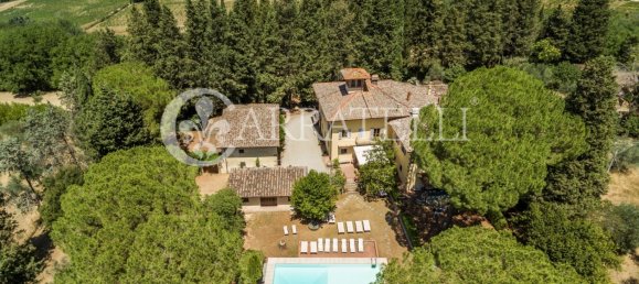 6 bedrooms Villa in Certaldo, Italy No. 121388 3