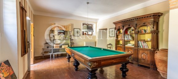 6 bedrooms Villa in Certaldo, Italy No. 121388 9