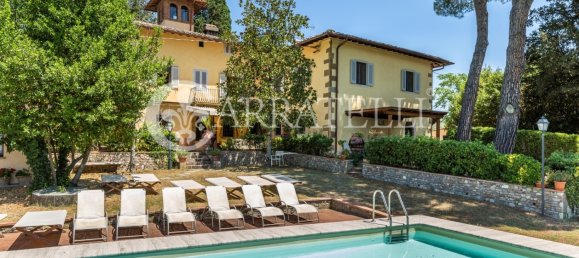 6 bedrooms Villa in Certaldo, Italy No. 121388 2