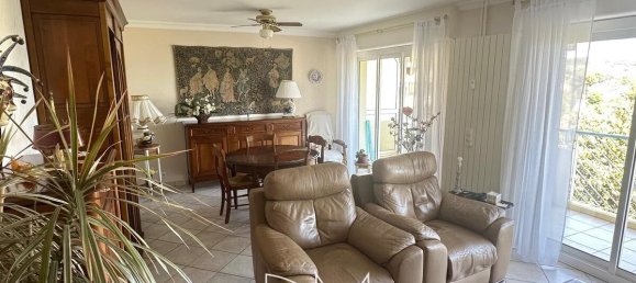 1 bedroom Apartment in Bandol, France No. 295109 3