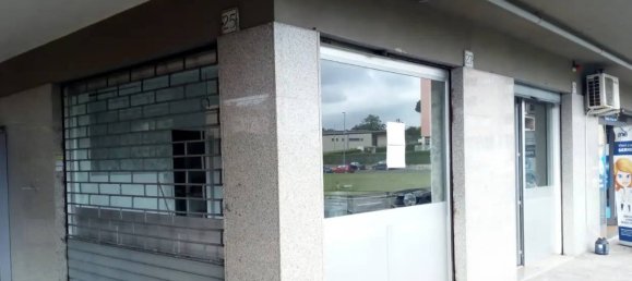 2 rooms Commercial property in Rome, Italy No. 173506 2