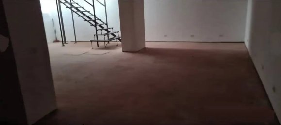 2 rooms Commercial property in Rome, Italy No. 173506 5