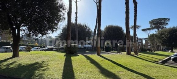 4 Schlafzimmer Wohnung in Rome, Italy, Nr. 311220 2