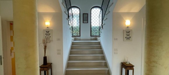 6 rooms Villa in Forte dei Marmi, Italy No. 36478 5