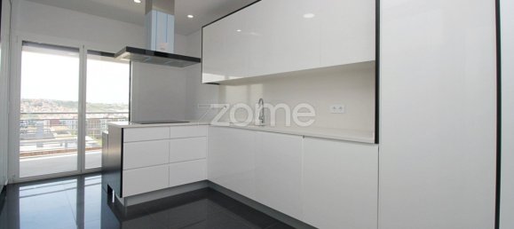 4 bedrooms Apartment in Odivelas, Portugal No. 86468 2