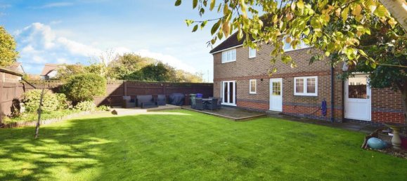 4 bedrooms House in Sheerness, United Kingdom No. 10631 4