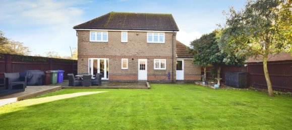 4 bedrooms House in Sheerness, United Kingdom No. 10631 20