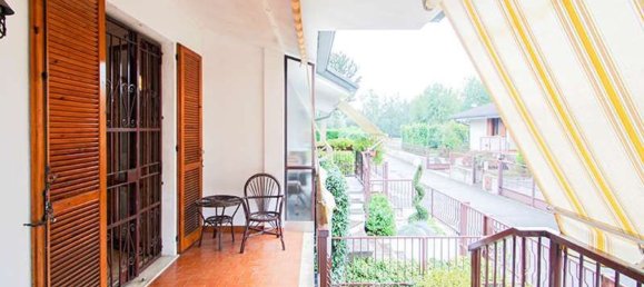 Вилла с 3 комнатами в Кастильоне Олона, Италия № 312010 19