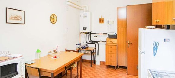 Вилла с 3 комнатами в Кастильоне Олона, Италия № 312010 13