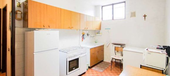 Вилла с 3 комнатами в Кастильоне Олона, Италия № 312010 12