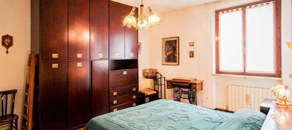 Вилла с 3 комнатами в Кастильоне Олона, Италия № 312010 10