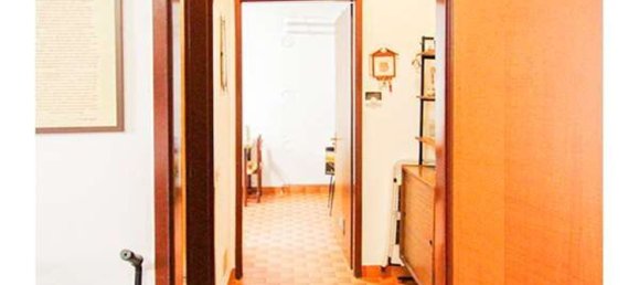 Вилла с 3 комнатами в Кастильоне Олона, Италия № 312010 17