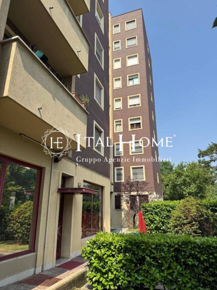 Apartamento T3 em Milan, Italy N.º 336117