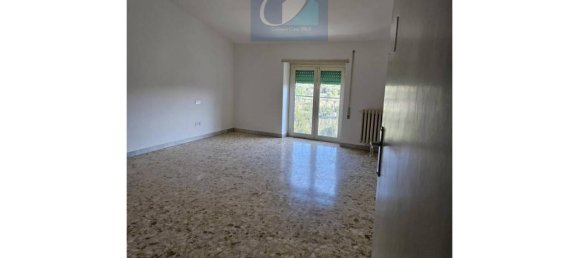 2 rooms Penthouse in Monterotondo, Italy No. 32348 9