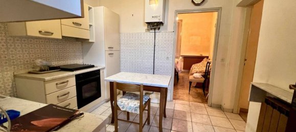 4-salle Appartement à Carate Brianza, Italy No. 112169 3