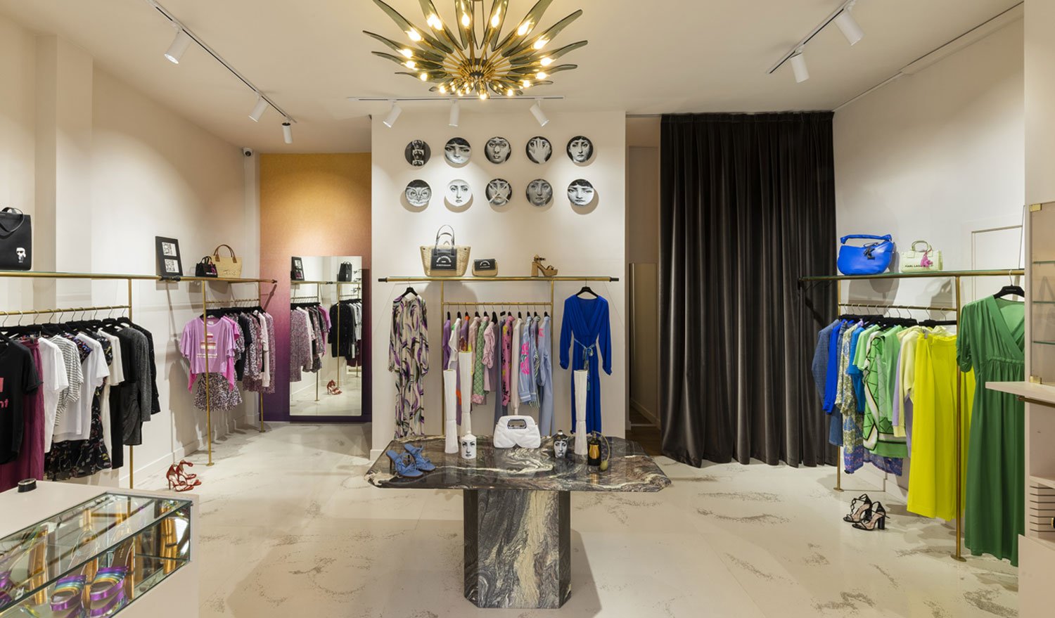  عقار تجاري في Madrid, Spain 533متر مربع رقم 289349