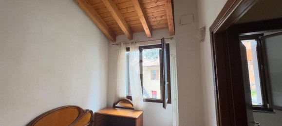 2 bedrooms Apartment in Desio, Italy No. 329797 8