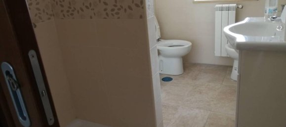 3 rooms Apartment in Rotondi, Italy No. 25519 5