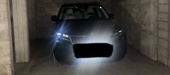 Parkplatz in Paris, France, Nr. 165655 6