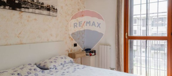 2 chambres Appartement à Agrate Brianza, Italy No. 327945 17