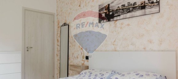 2 chambres Appartement à Agrate Brianza, Italy No. 327945 20