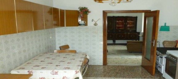 9 rooms House in Rapallo, Italy No. 35885 5