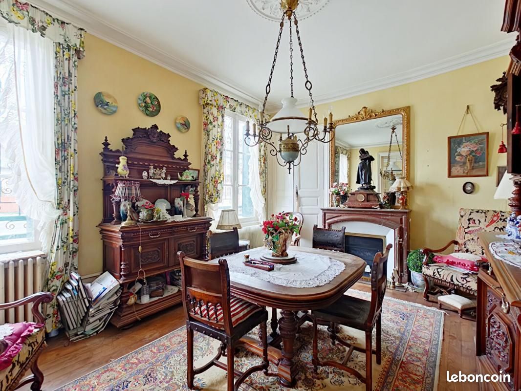 Casa T4 em Manthelan, France N.º 222716