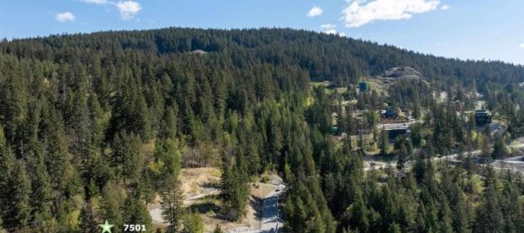 3 bedrooms Land in British Columbia, Canada No. 1450 8