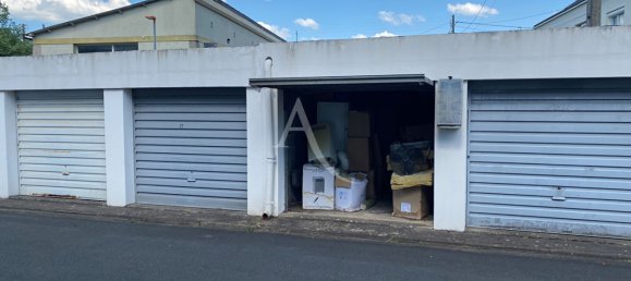 1 room Garage in Angers, France No. 362935 2
