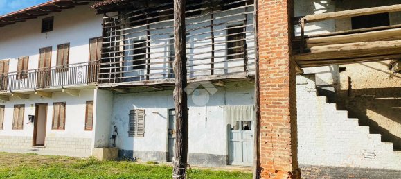 5 rooms House in Barbania, Italy No. 88016 12