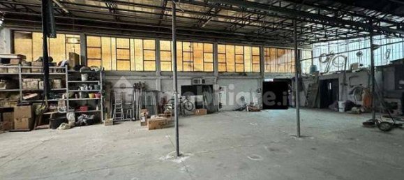 1-salle Propriété commerciale à Busto Arsizio, Italy No. 312356 13