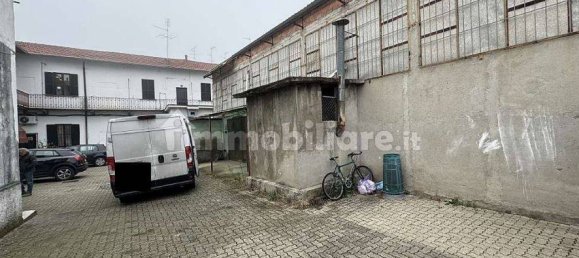 1-salle Propriété commerciale à Busto Arsizio, Italy No. 312356 6