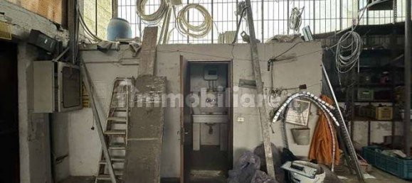 1-salle Propriété commerciale à Busto Arsizio, Italy No. 312356 14