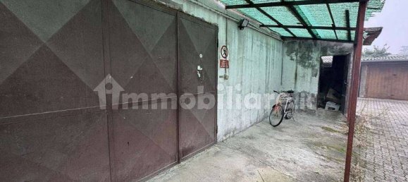 1-salle Propriété commerciale à Busto Arsizio, Italy No. 312356 8