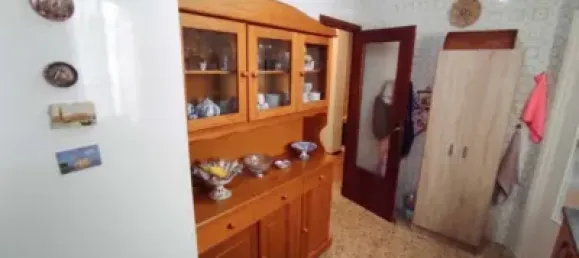 3 bedrooms Apartment in Valencia, Spain No. 135789 10