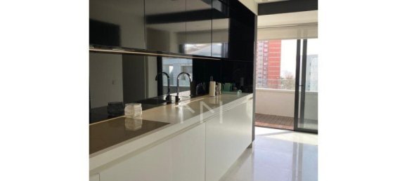 3 Schlafzimmer Wohnung in Porto, Portugal, Nr. 132228 8