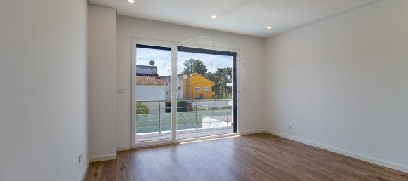 4 غرف نوم منزل في Corroios, Portugal رقم 167601 12