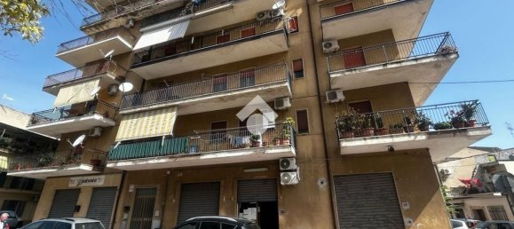 63m² Warehouse in Corigliano Rossano, Italy No. 295389 2